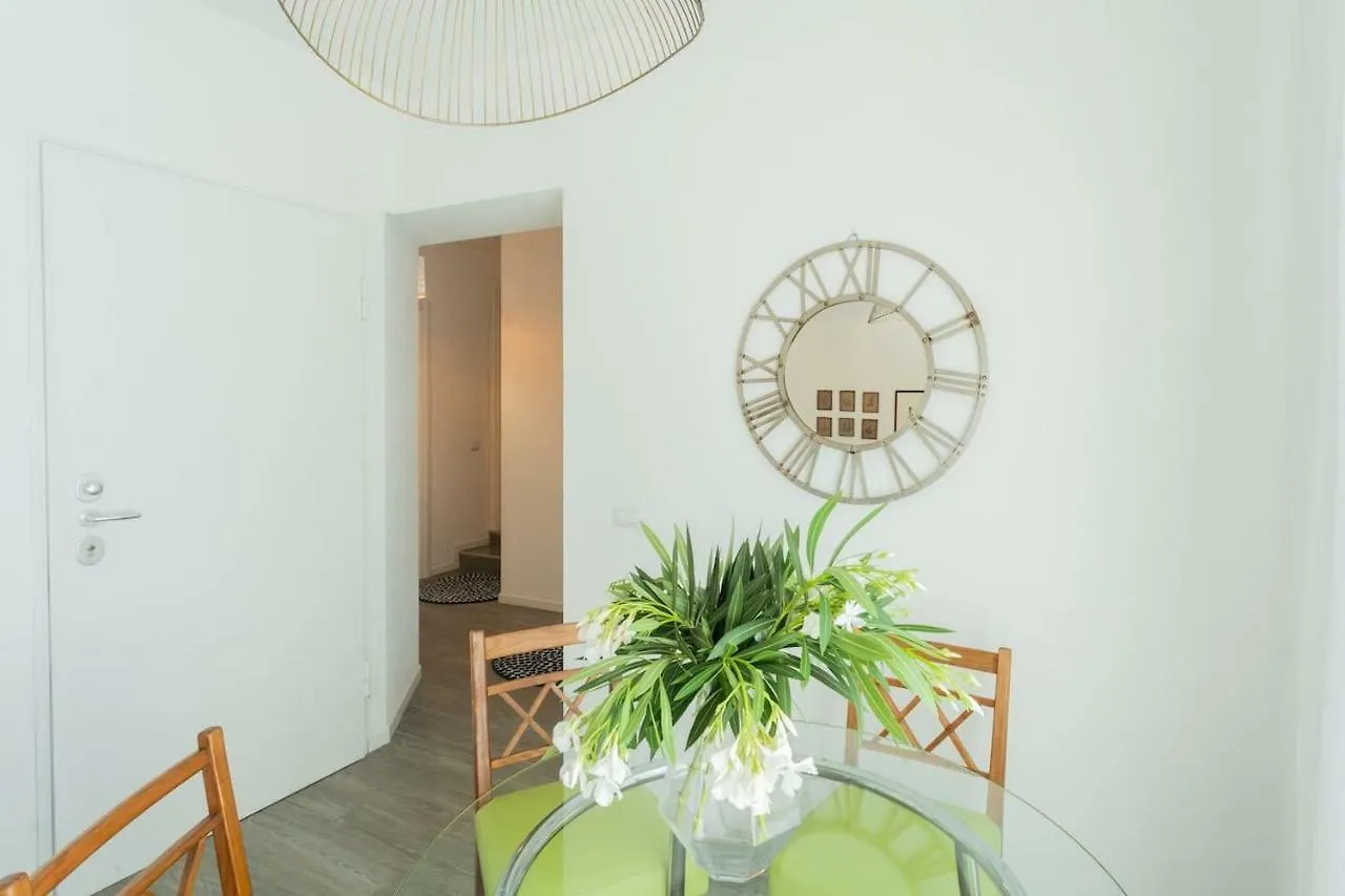 Romantic Pier By Rent All Como Carate Urio Appartement