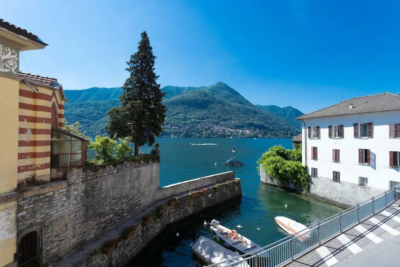 Romantic Pier By Rent All Como Carate Urio