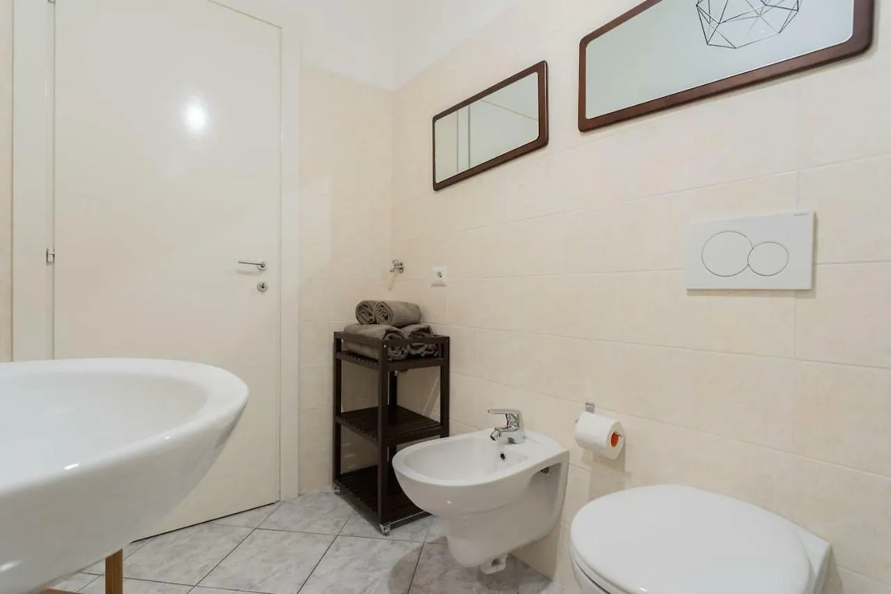 Romantic Pier By Rent All Como Carate Urio